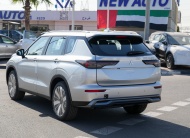 Mitsubishi Outlander High-Line (G12) Silver – Black 2026