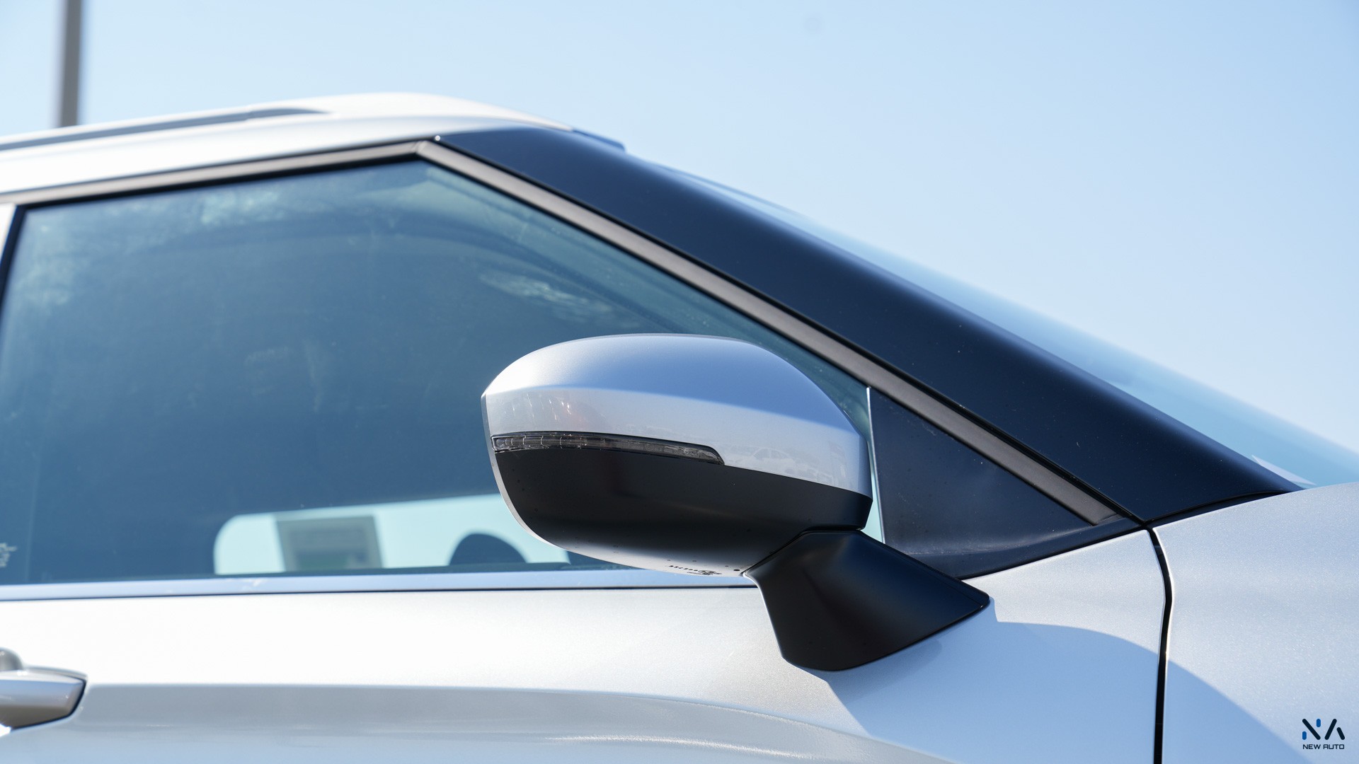 Mitsubishi Outlander High-Line (G12) Silver – Black 2026