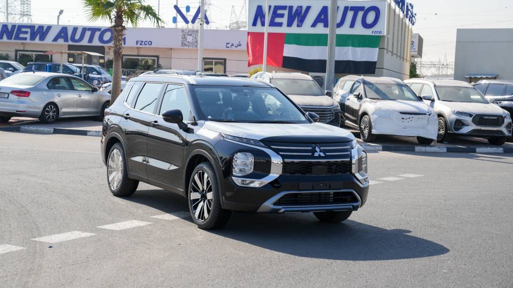 Mitsubishi Outlander Highline Black - Black 2026 vehicle at New Auto FZCO