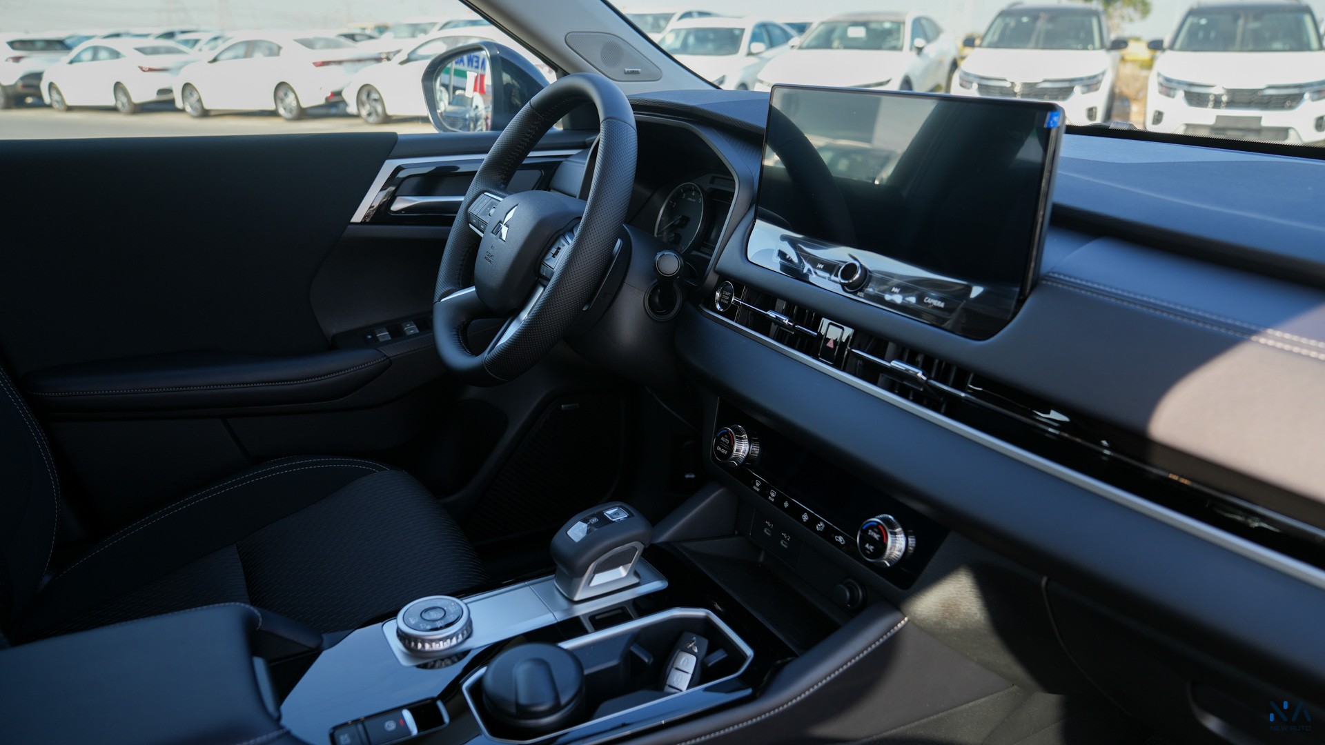 Mitsubishi Outlander High-Line (G12) Diamond Black – Black 2026