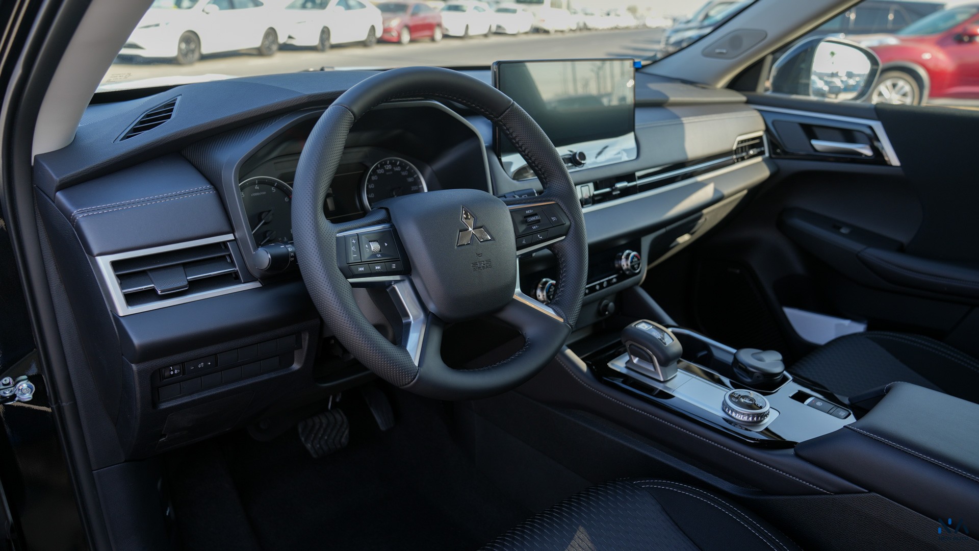 Mitsubishi Outlander High-Line (G12) Diamond Black – Black 2026