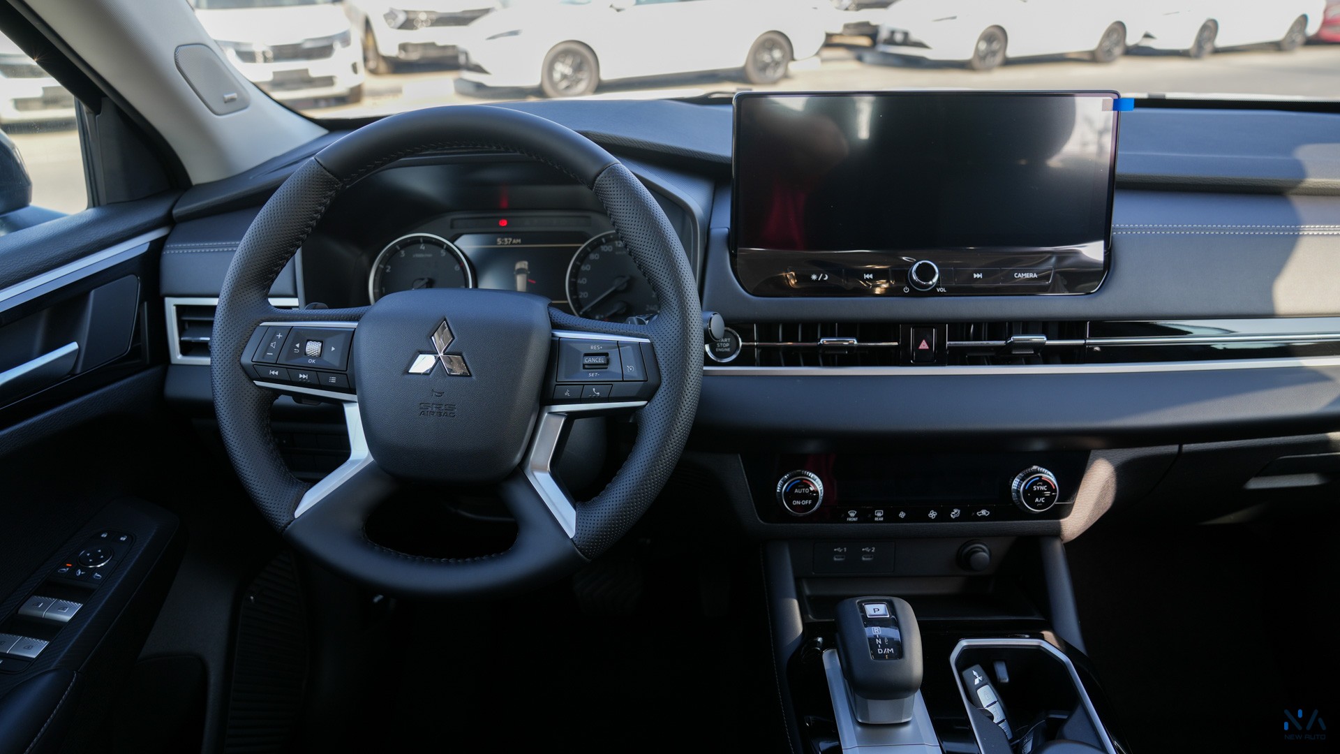 Mitsubishi Outlander High-Line (G12) Diamond Black – Black 2026