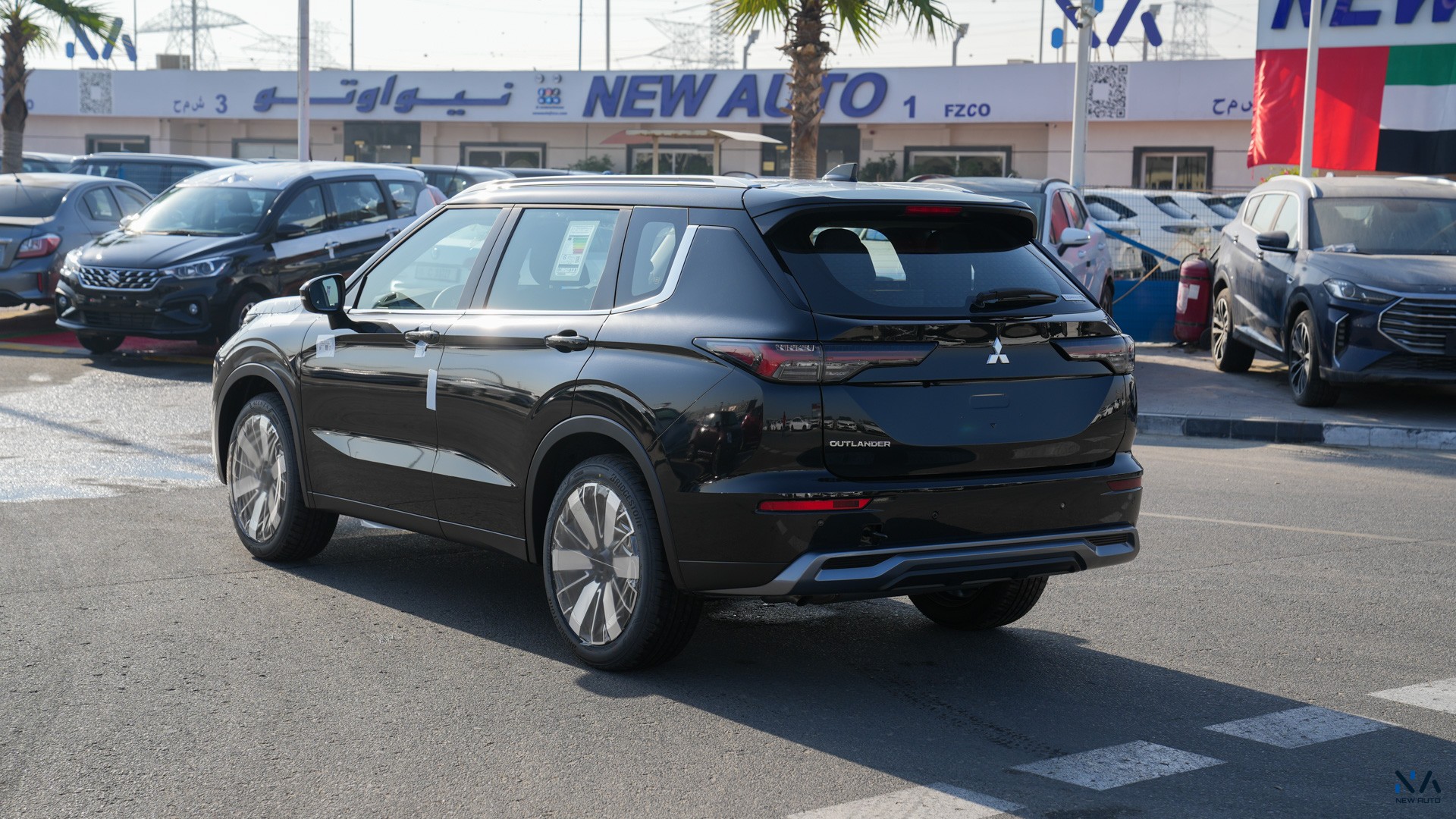 Mitsubishi Outlander High-Line (G12) Diamond Black – Black 2026