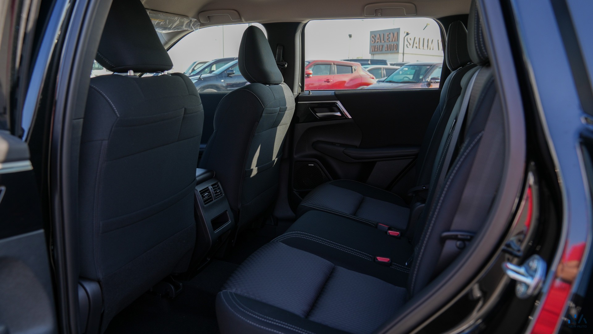 Mitsubishi Outlander High-Line (G12) Diamond Black – Black 2026