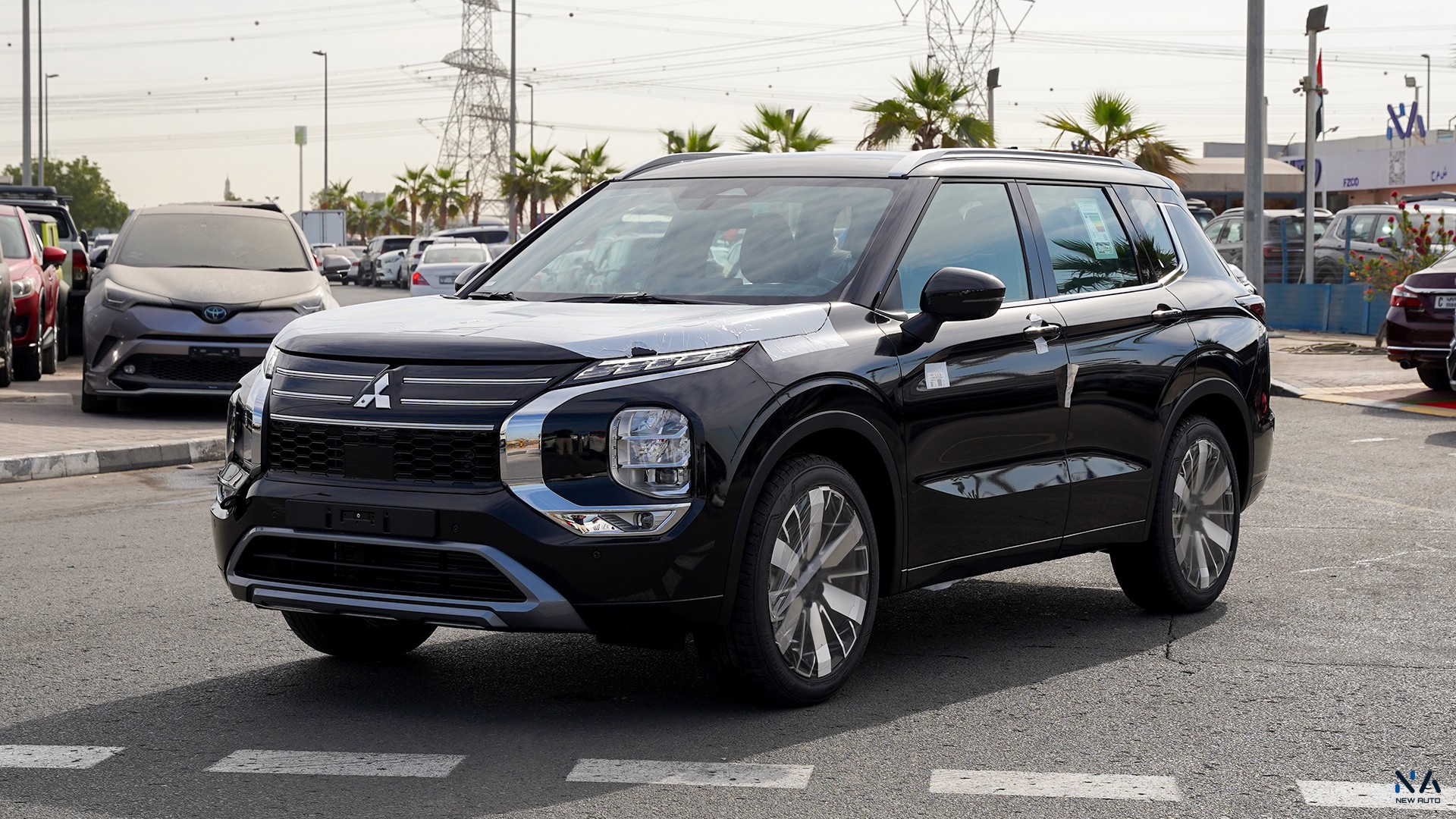 Mitsubishi Outlander High-Line (G09) Premium Diamond Black – Brown 2026