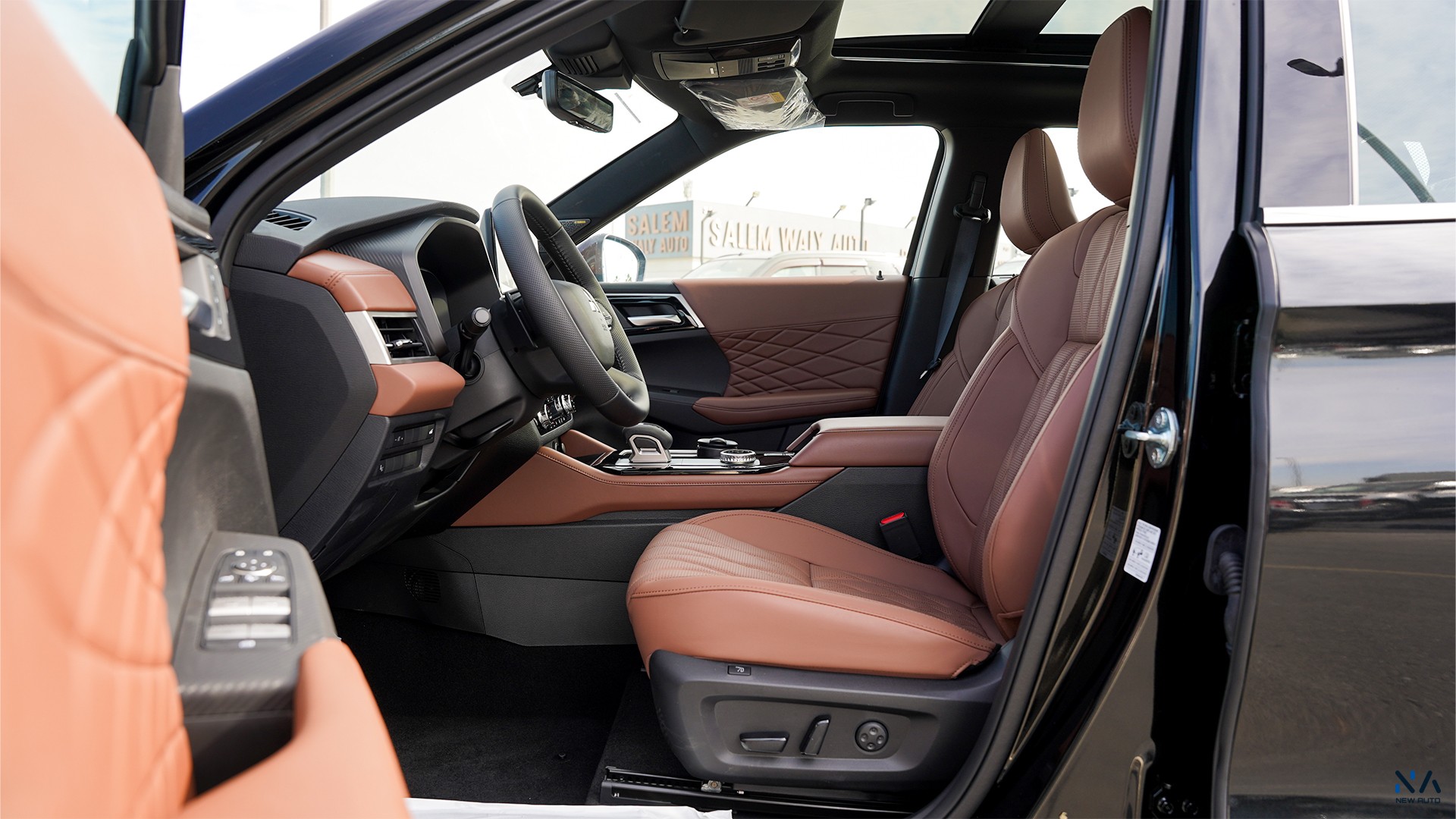 Mitsubishi Outlander High-Line (G09) Premium Diamond Black – Brown 2026