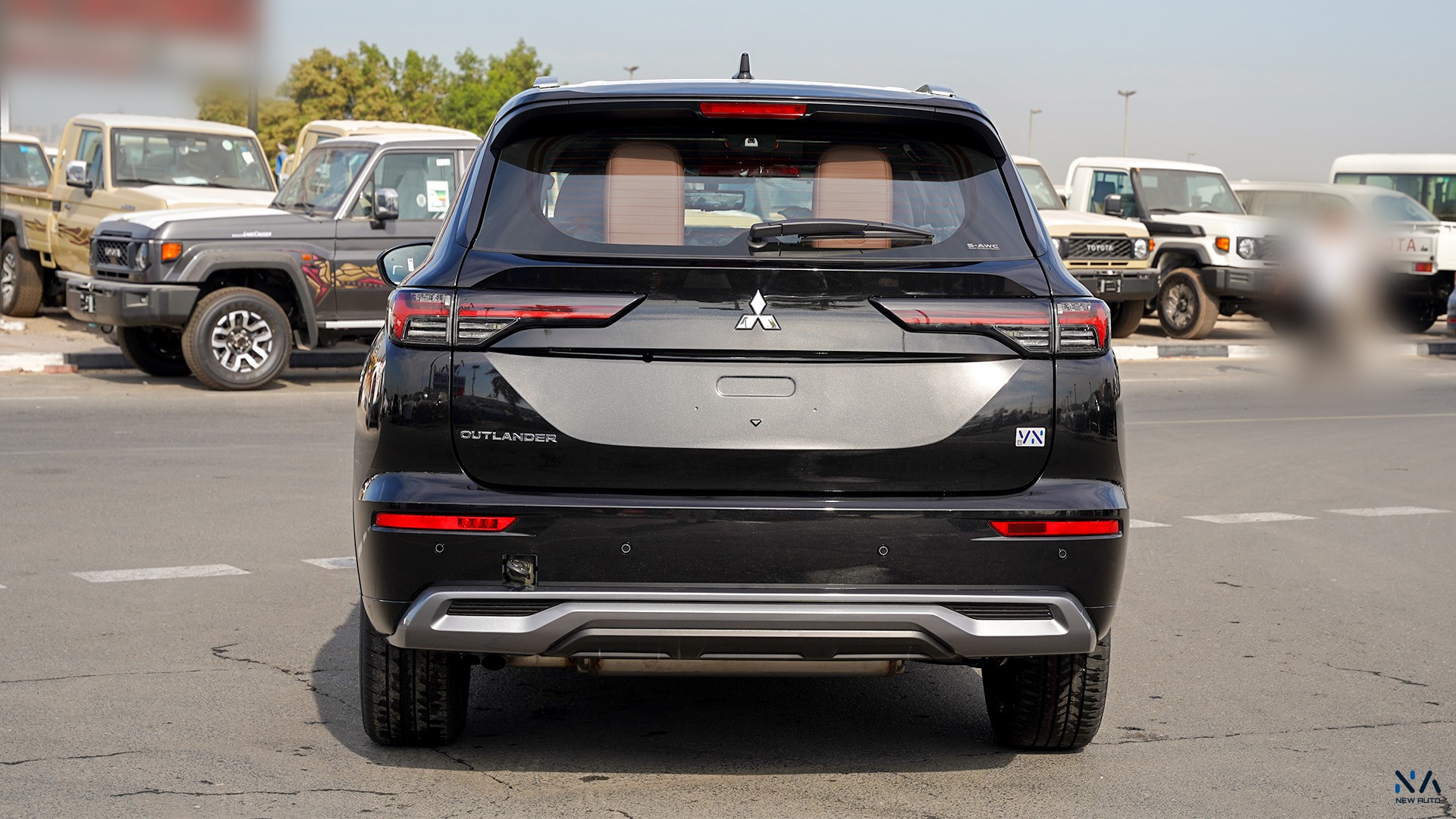 Mitsubishi Outlander High-Line (G09) Premium Diamond Black – Brown 2026