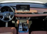 Mitsubishi Outlander High-Line (G09) Premium Diamond White – Brown 2026