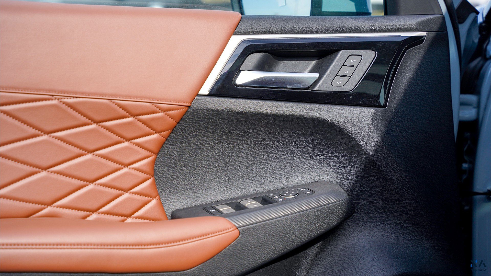 Mitsubishi Outlander High-Line (G08) Premium Moonstone Grey – Brown 2026