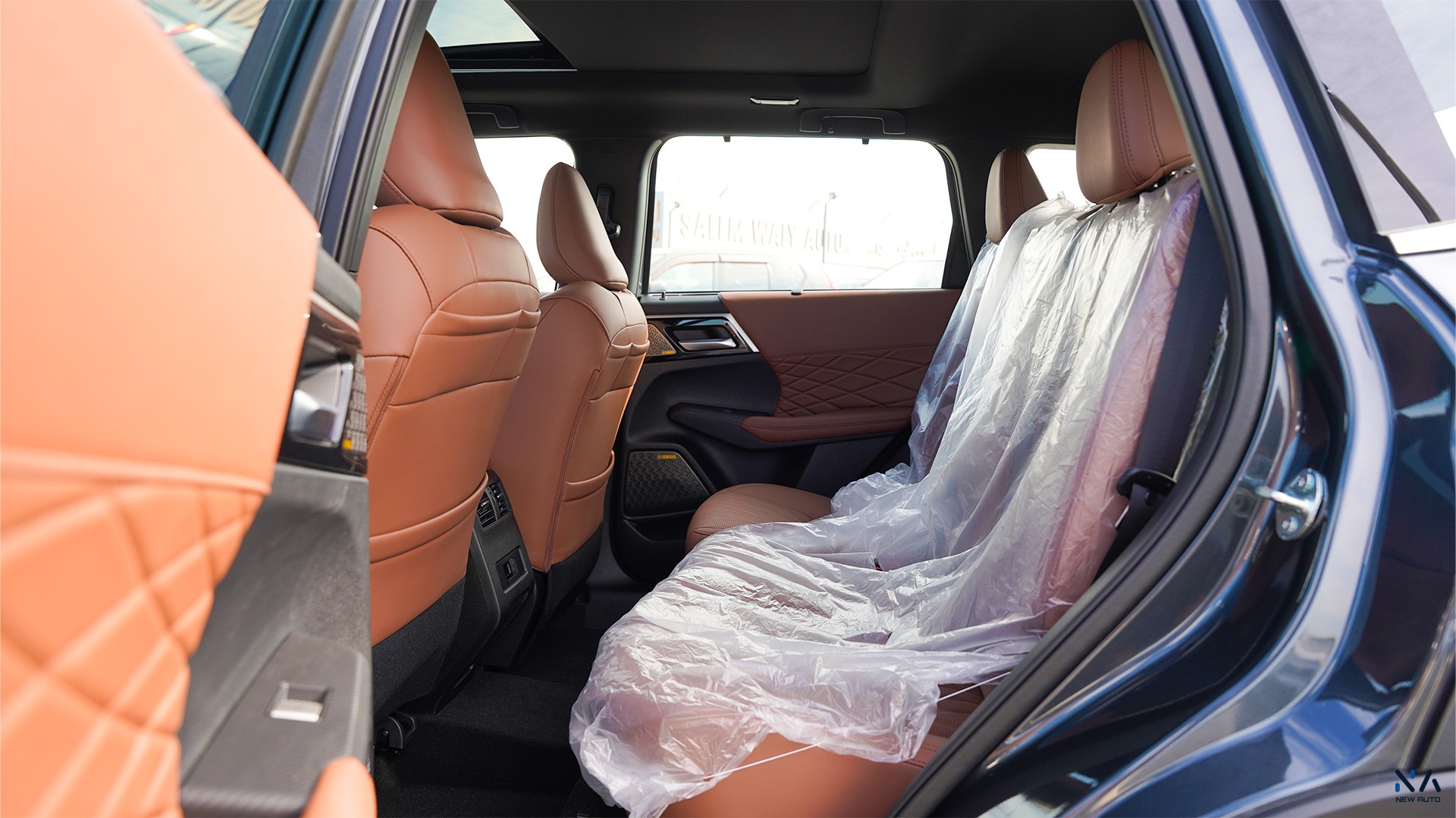 Mitsubishi Outlander High-Line (G09) Premium Grey – Brown 2026