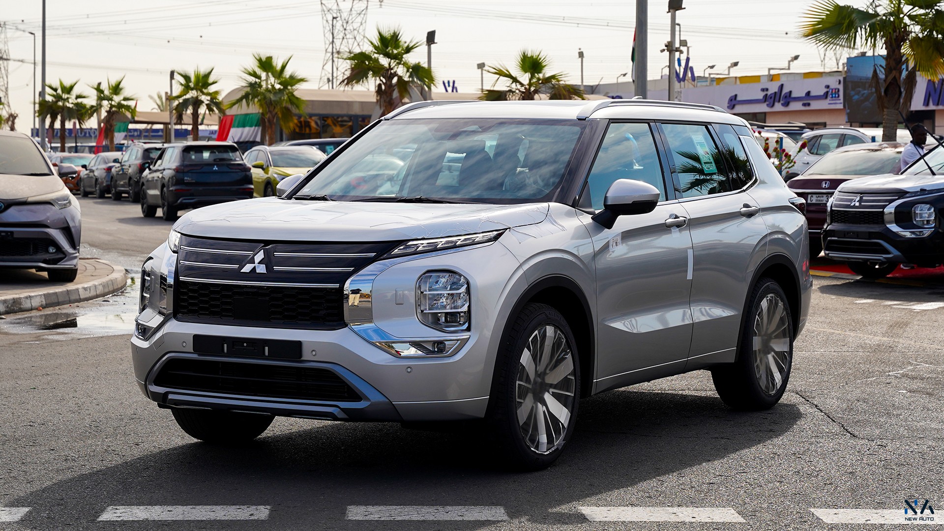 Mitsubishi Outlander High-Line (G09) Premium Silver – Brown 2026