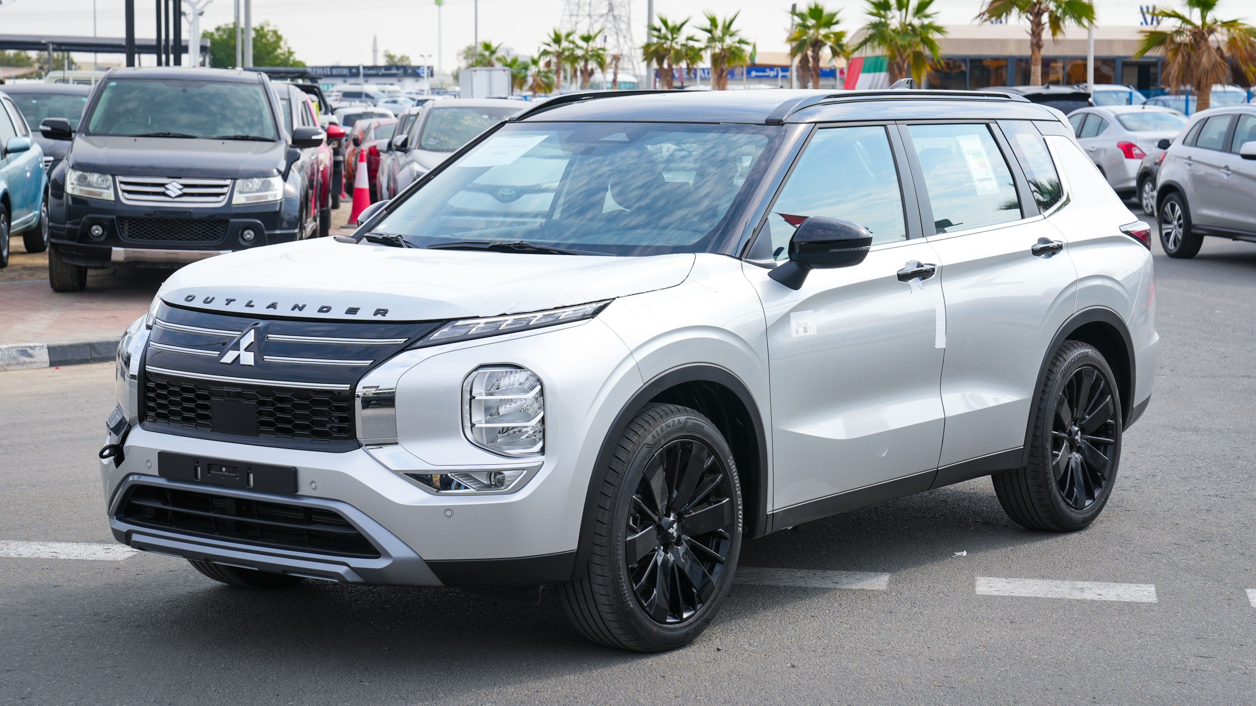 Mitsubishi Outlander High-Line (G06 Prime) Silver – Black 2026
