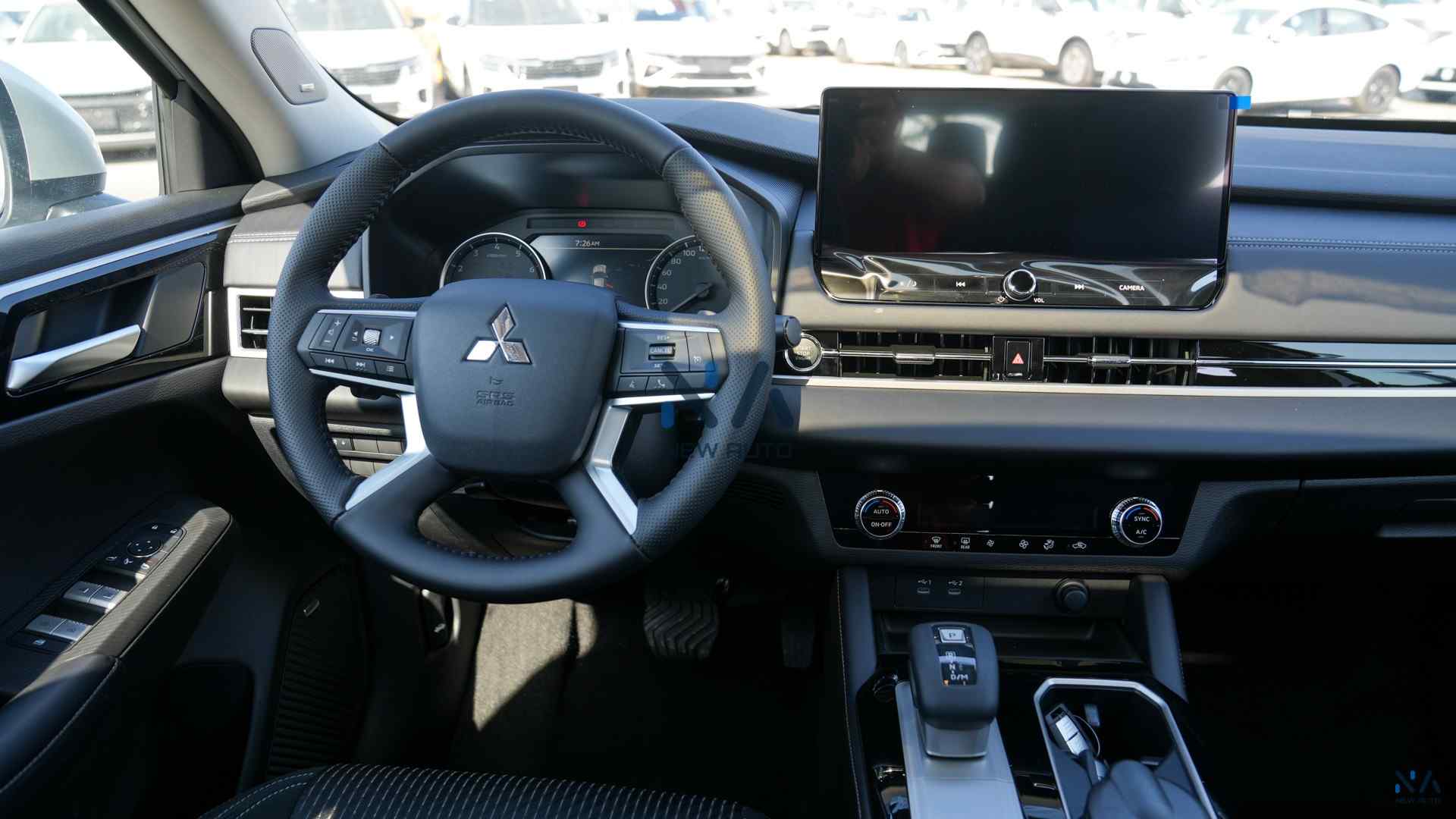 Mitsubishi Outlander High-Line (G05) Silver – Black 2026