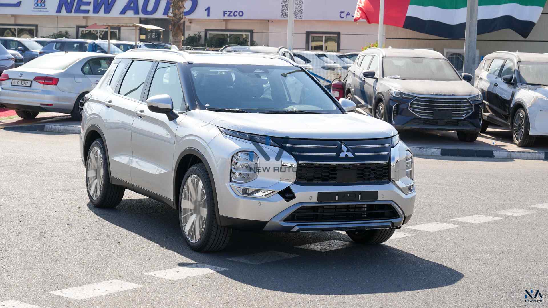 Mitsubishi Outlander High-Line (G05) Silver – Black 2026