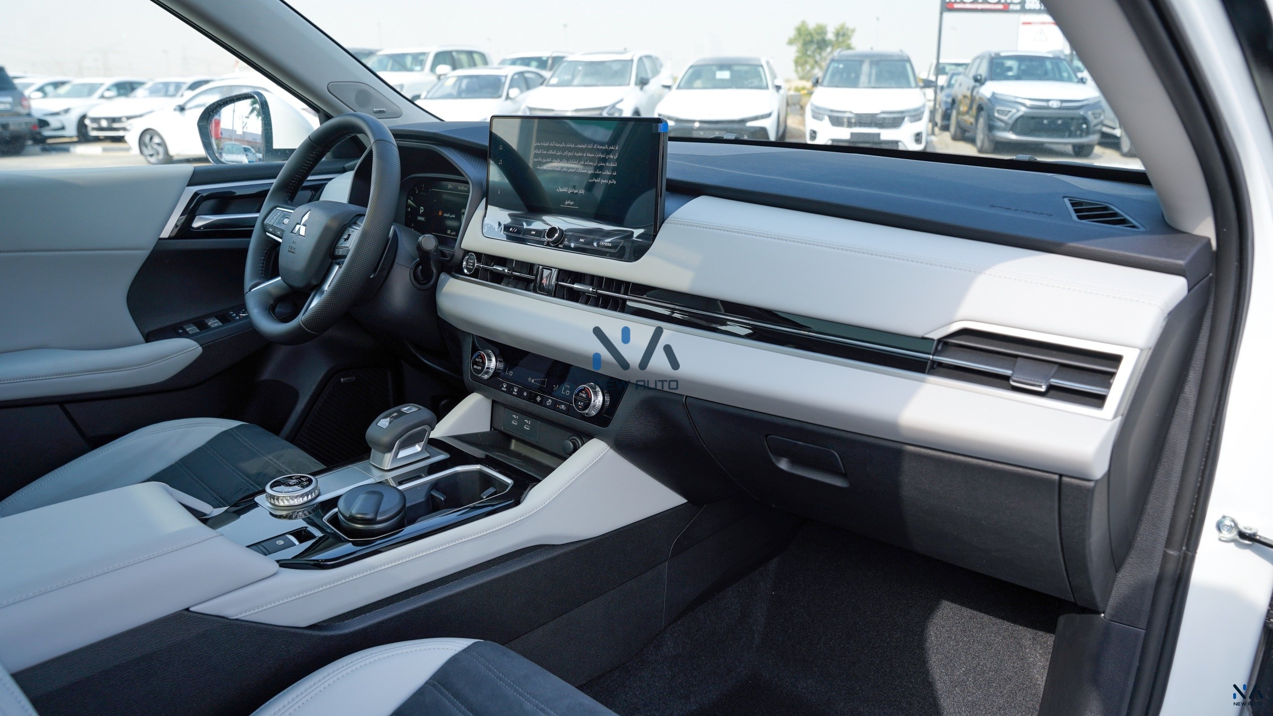 Mitsubishi Outlander High-Line (G03 Plus) Solid White – Grey 2026