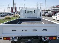 Mitsubishi Fuso Canter (Z93) – White – Black 2026