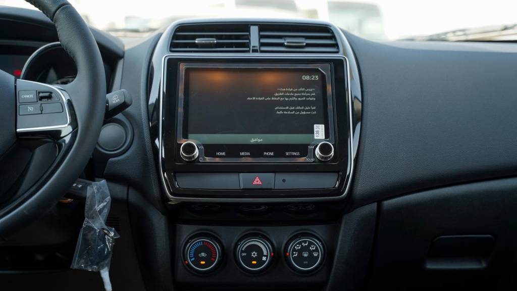 Mitsubishi Asx Basic 2026 Grey Black Dashboard Infotainment 1024x576