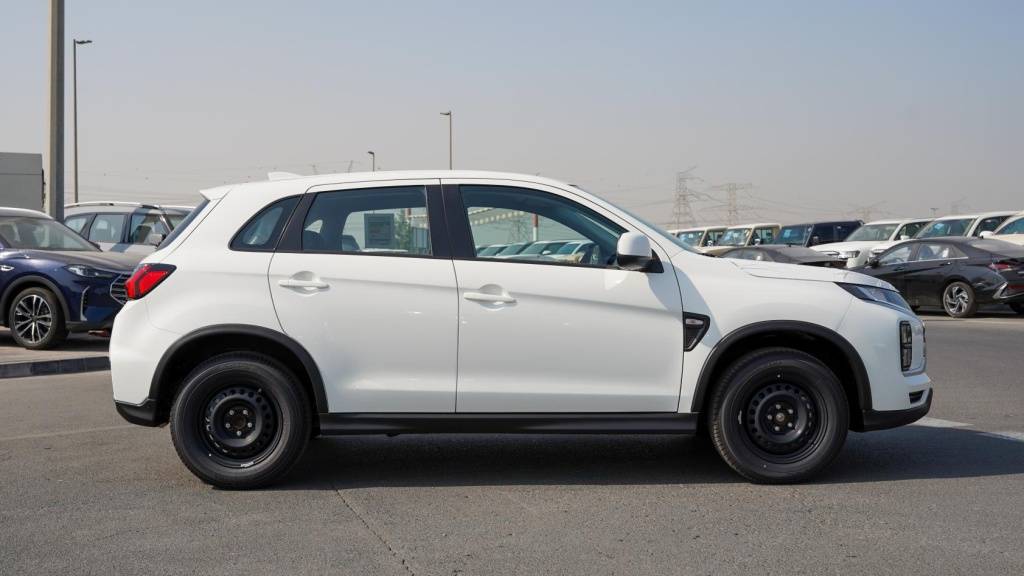Mitsubishi Asx Basic 2026 White Black Side Profile View 1 1024x576