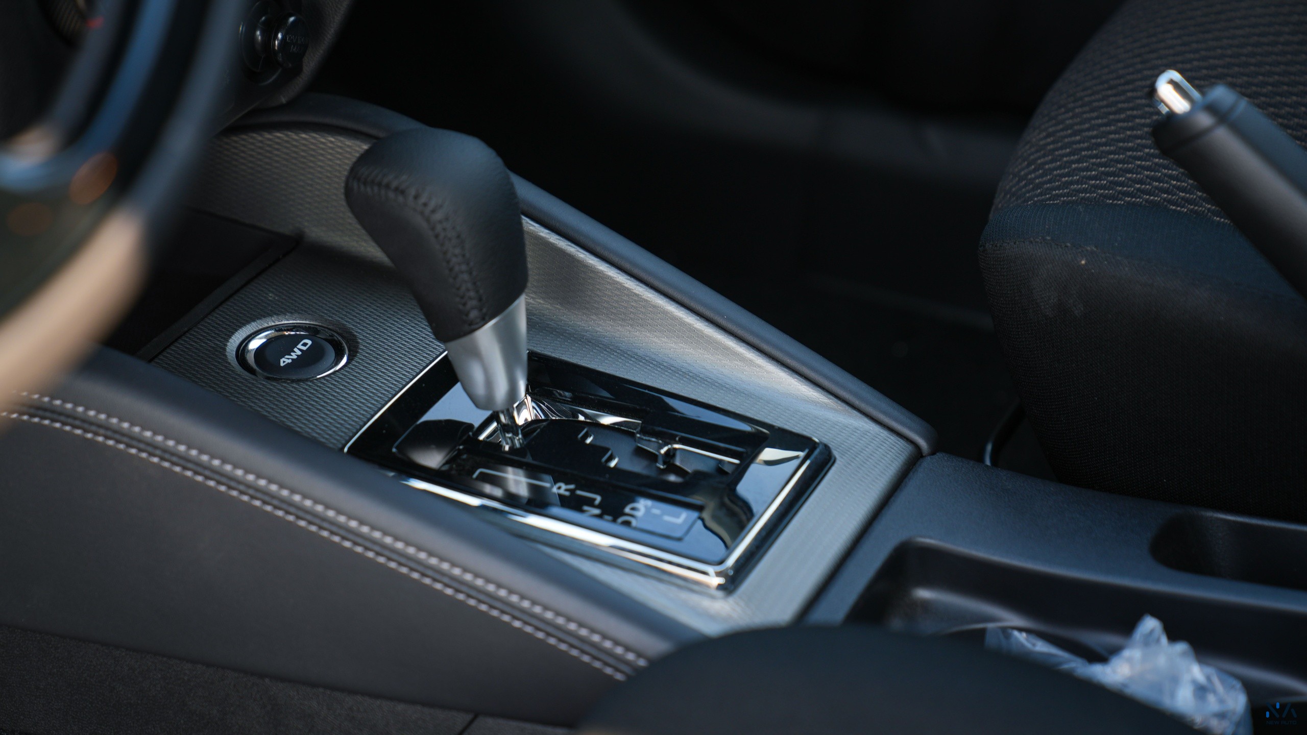 Mitsubishi ASX  High-Line (H21) Diamond White – Black 2026