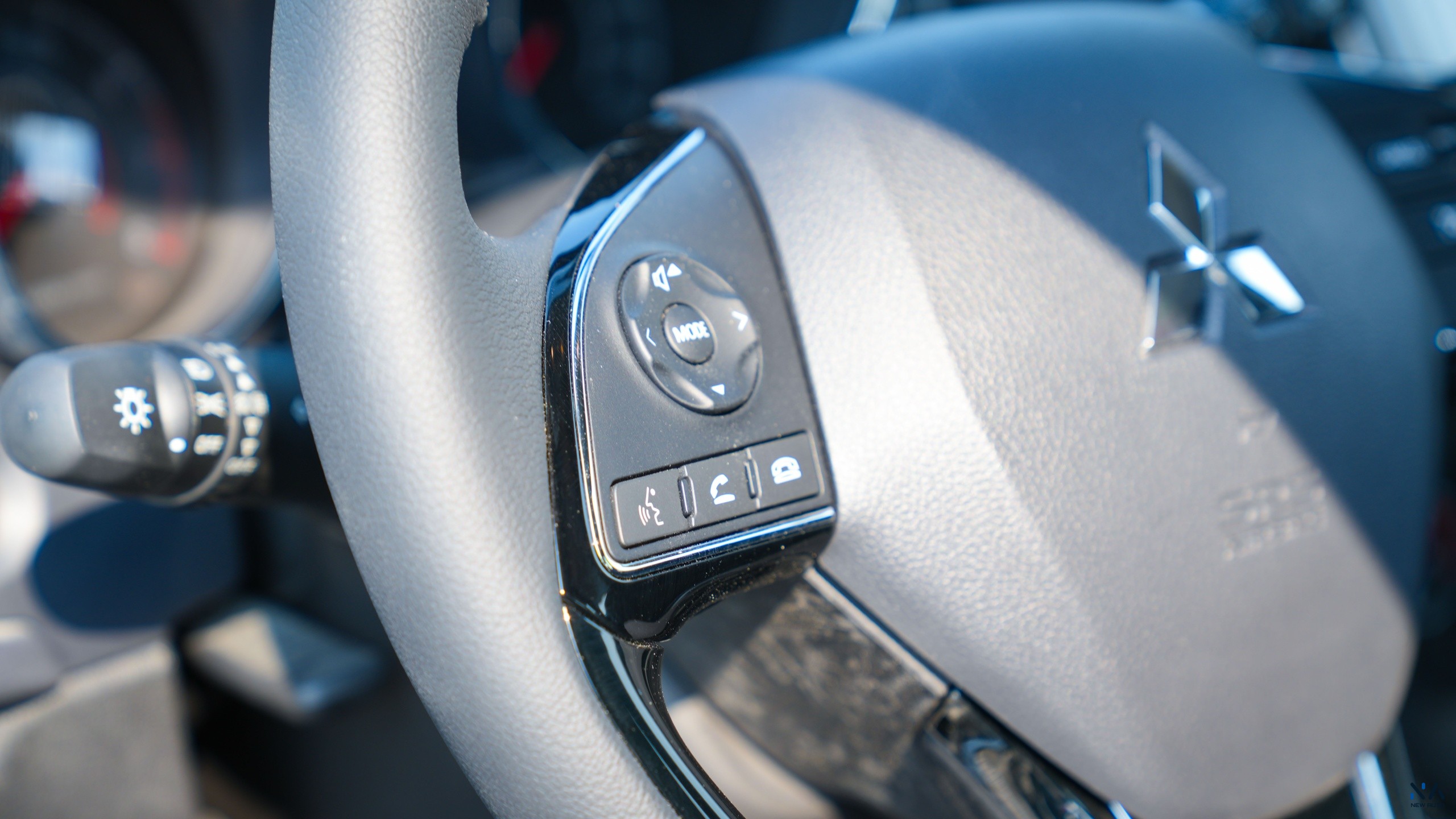 Mitsubishi ASX  High-Line (H21) Diamond White – Black 2026