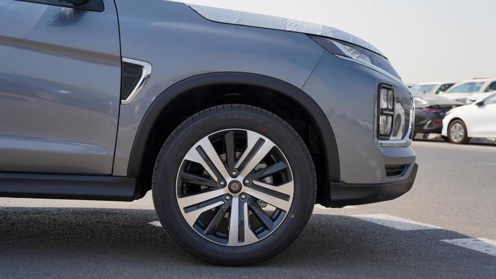 Mitsubishi Asx Luxury High Line 2026 Grey Black Alloy Wheel Detail 1024x576