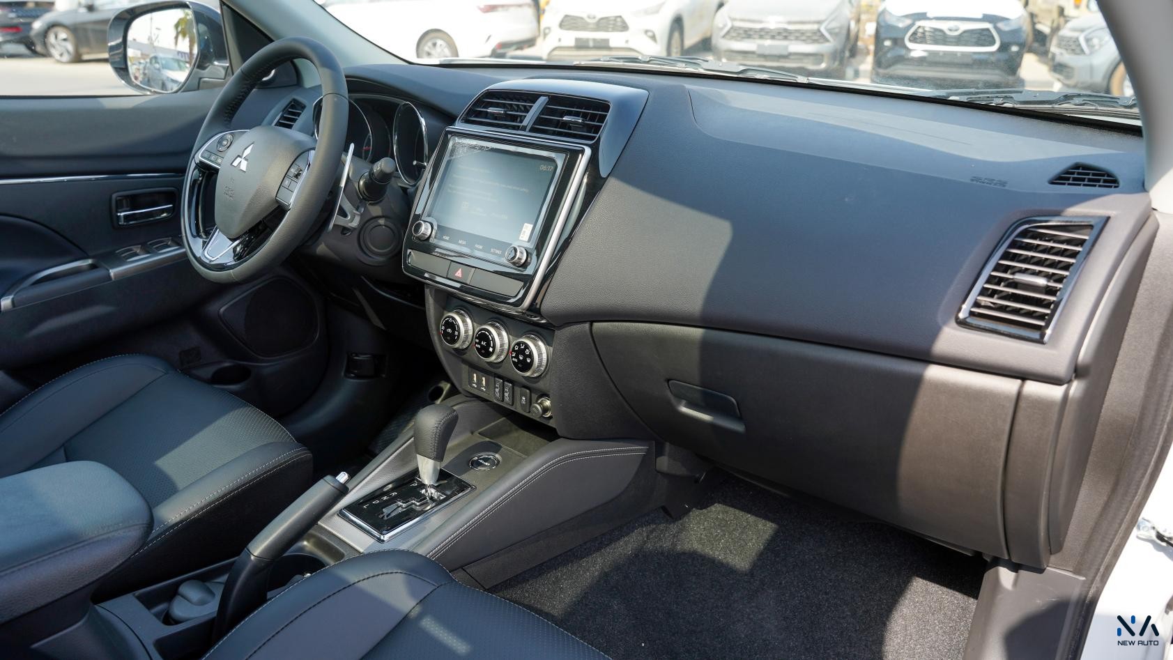 Mitsubishi ASX Luxury High-Line (H45) Diamond White – Black 2026