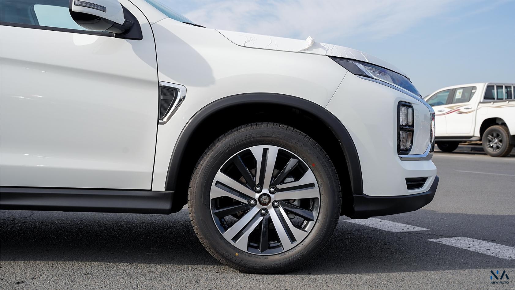 Mitsubishi ASX Luxury High-Line (H45) Solid White – Black 2026