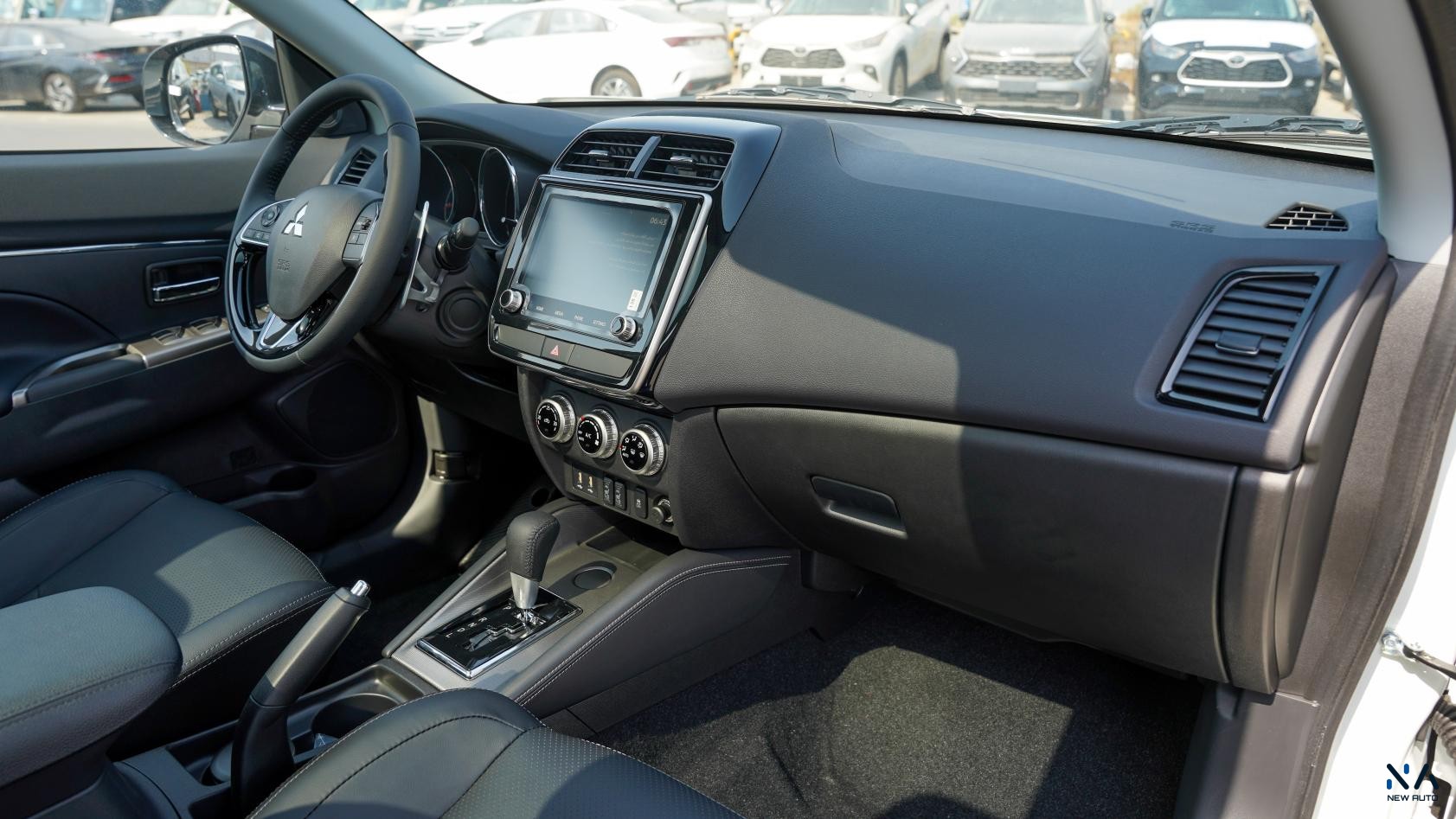 Mitsubishi ASX Luxury High-Line (H42) White – Black 2026