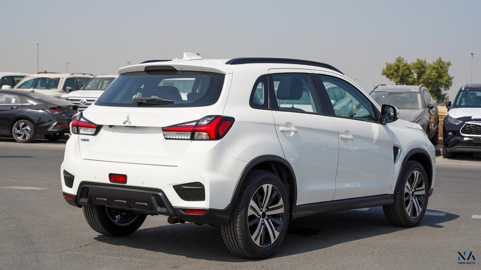 Mitsubishi ASX Luxury High-Line (H42) White – Black 2026