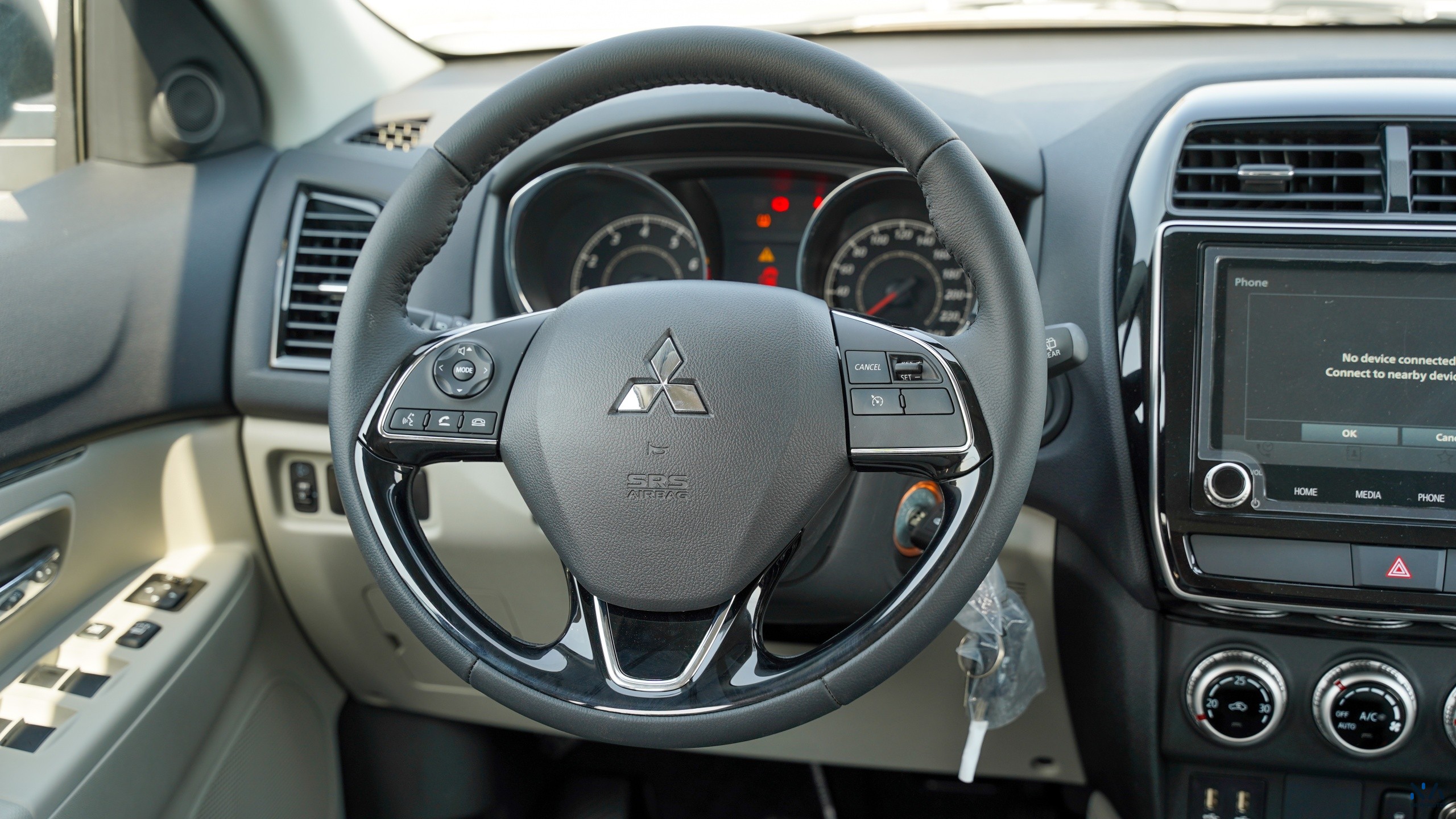 Mitsubishi ASX Medium-Line (H44) White – Beige 2026