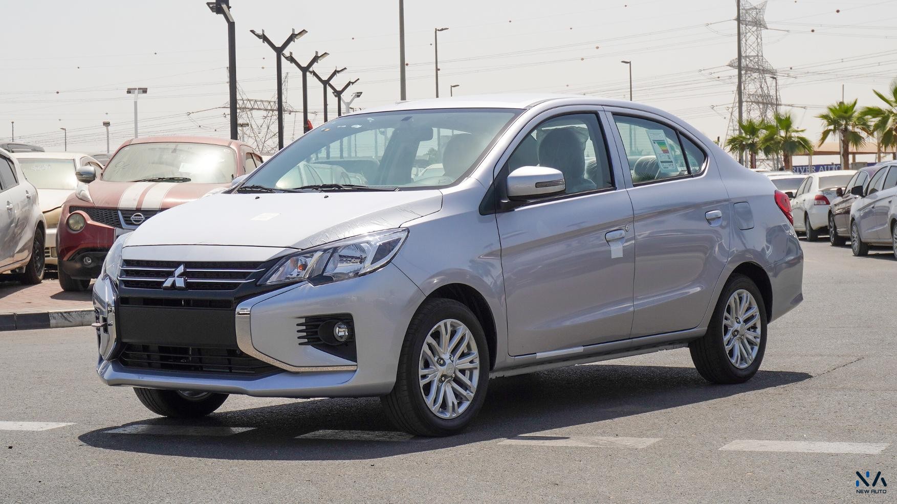 Mitsubishi Attrage Highline (G16) Silver – Grey 2025