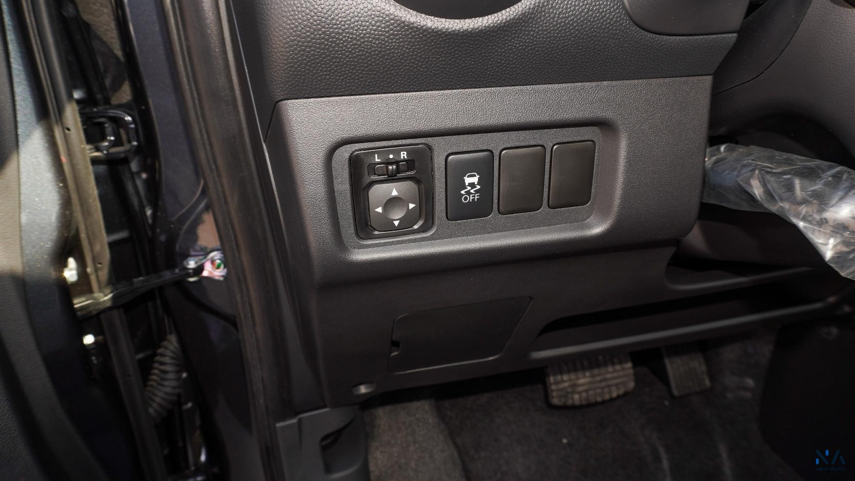 Mitsubishi Attrage Premium (G17) Grey – Grey 2025