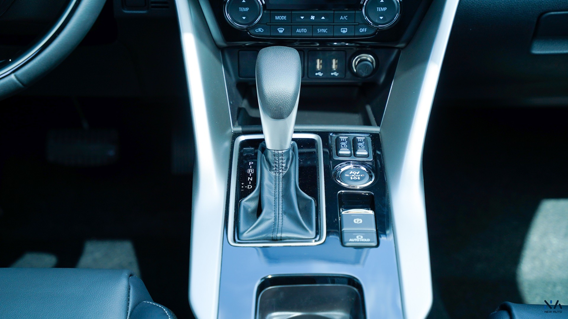 Mitsubishi Eclipse Cross (H43) – Black – Black 2026