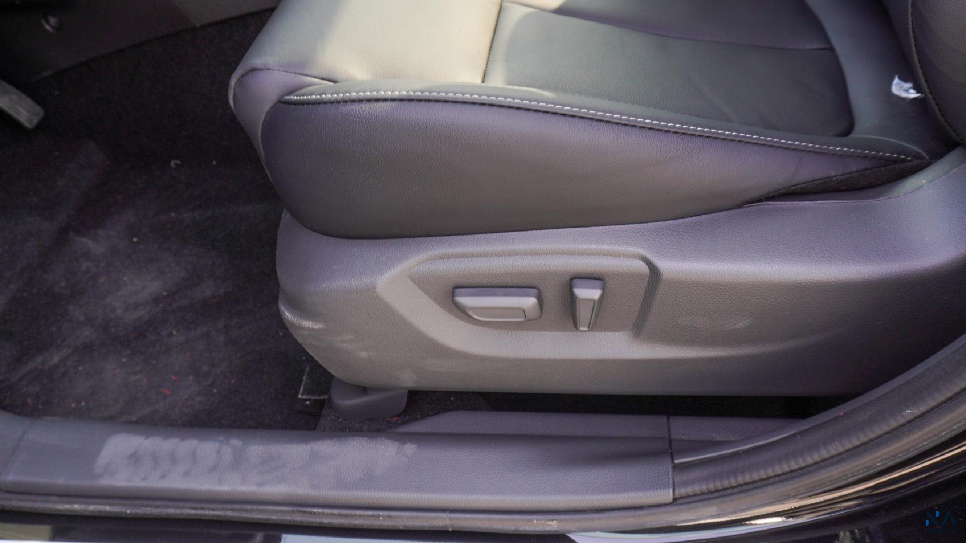 Mitsubishi Eclipse Cross (U40) – Black – Black 2026