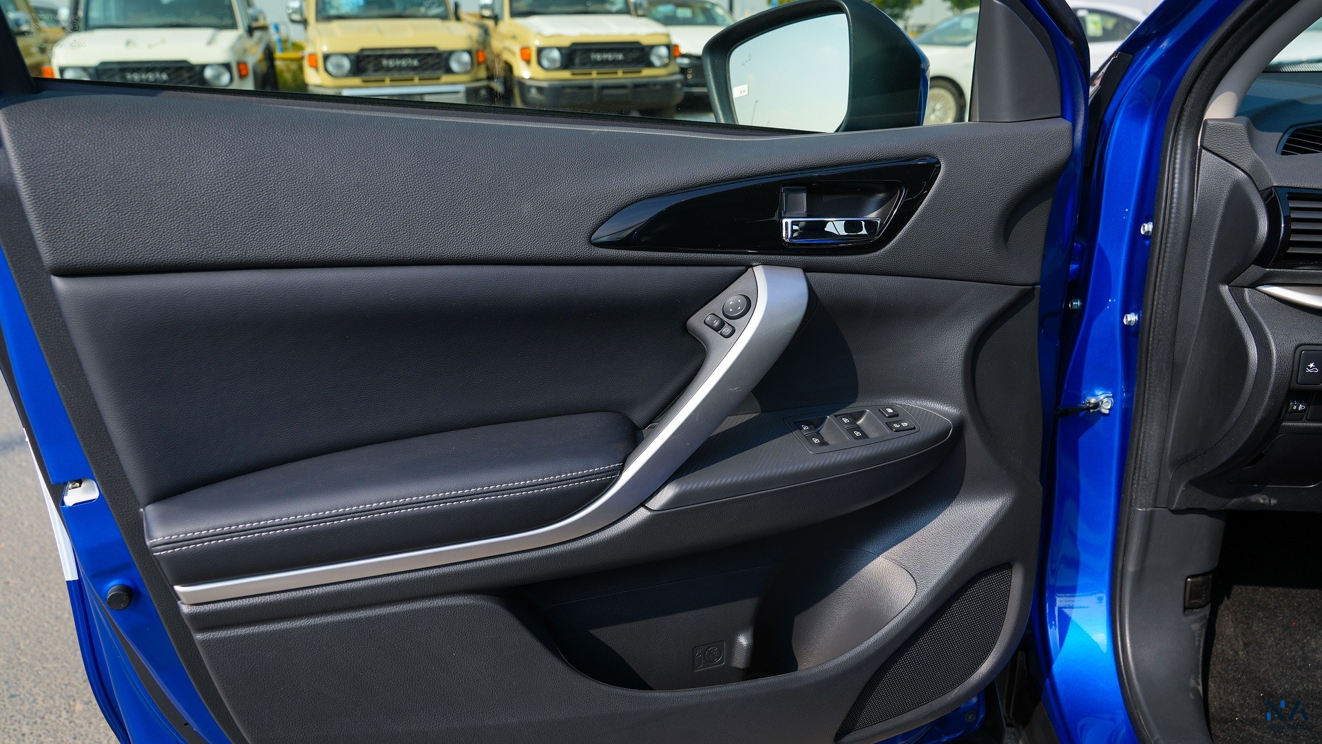 Mitsubishi Eclipse Cross (H43) – Blue – Black 2026