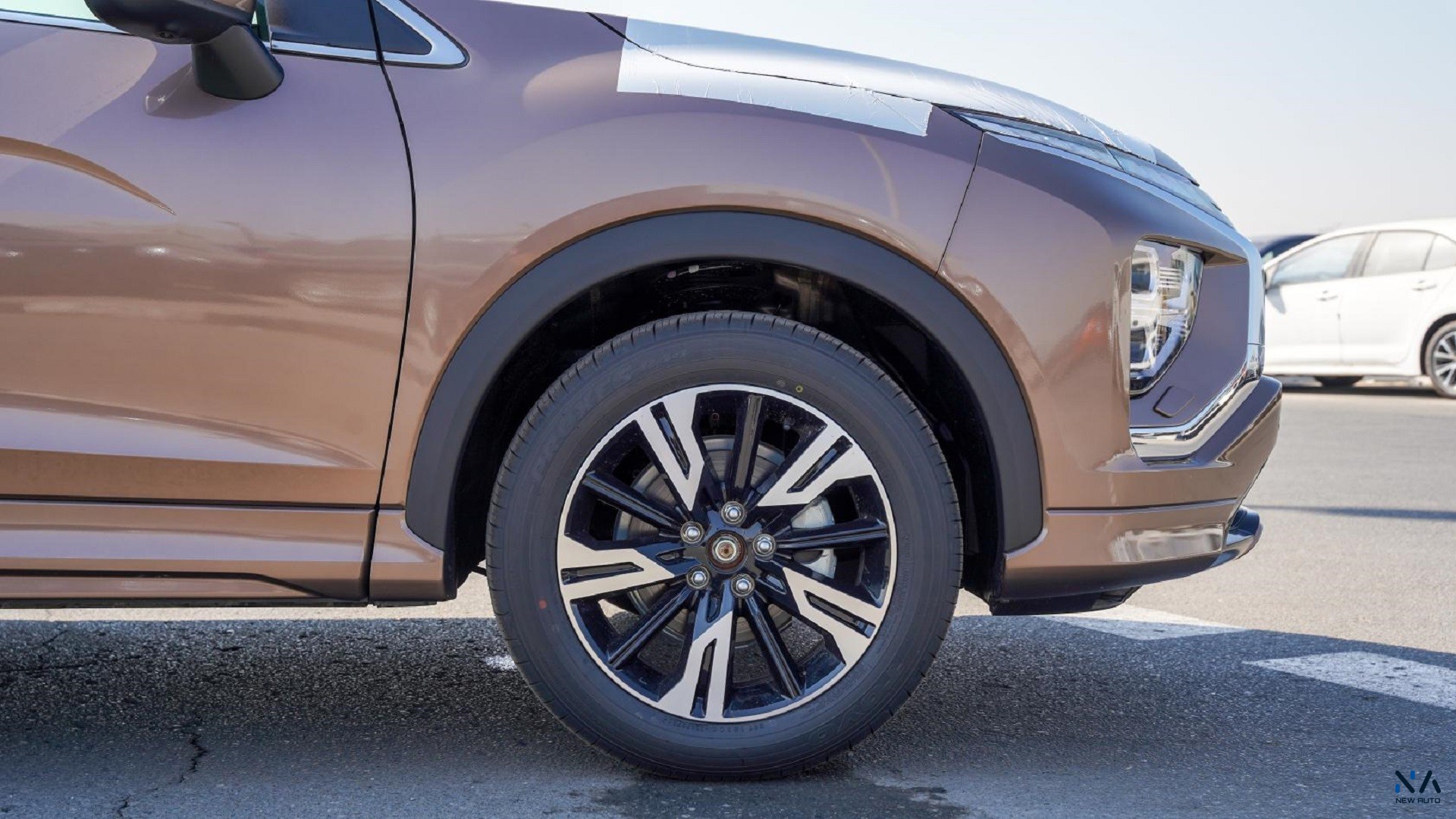 Mitsubishi Eclipse Cross (H43)  Bronze – Black 2026