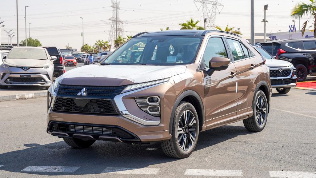 Mitsubishi Eclipse Cross 2026 Bronze Black Front Angle View 1024x576