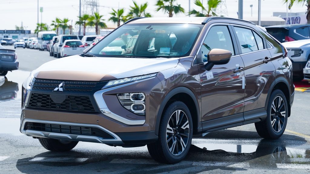 Mitsubishi Eclipse Cross 2026 Bronze Grey Front Quarter View 1024x576