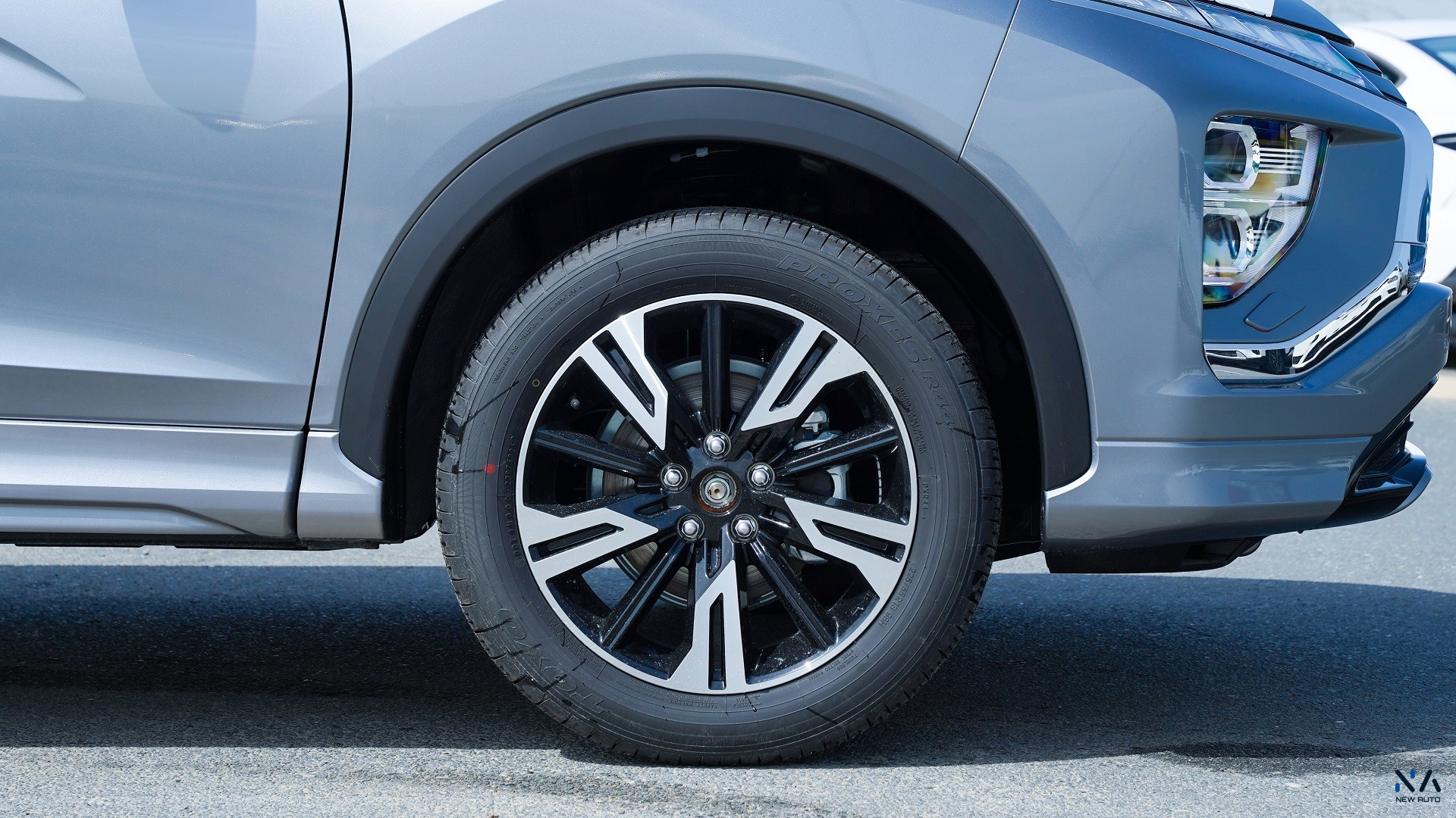 Mitsubishi Eclipse Cross (H43) – Gray- Black 2026