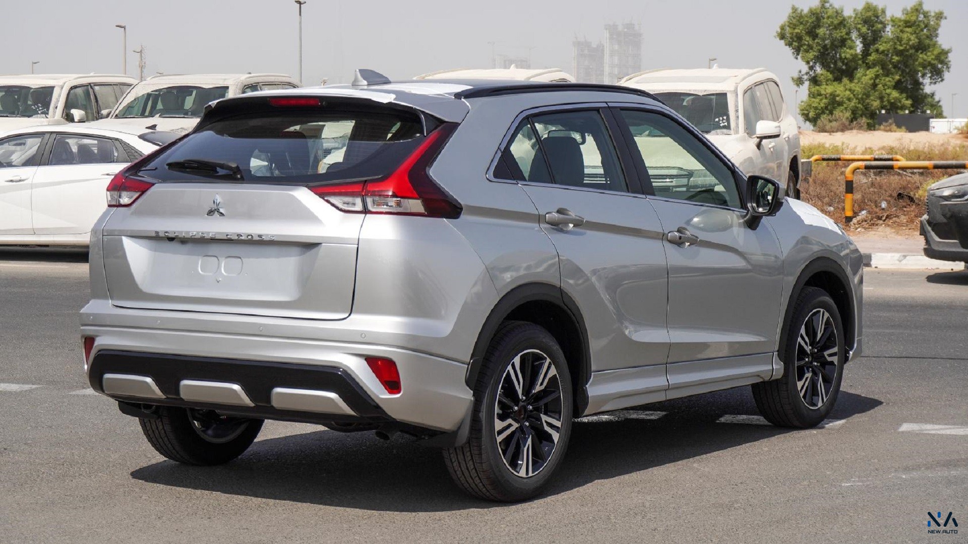 Mitsubishi Eclipse Cross (U40) – Silver – Black 2026