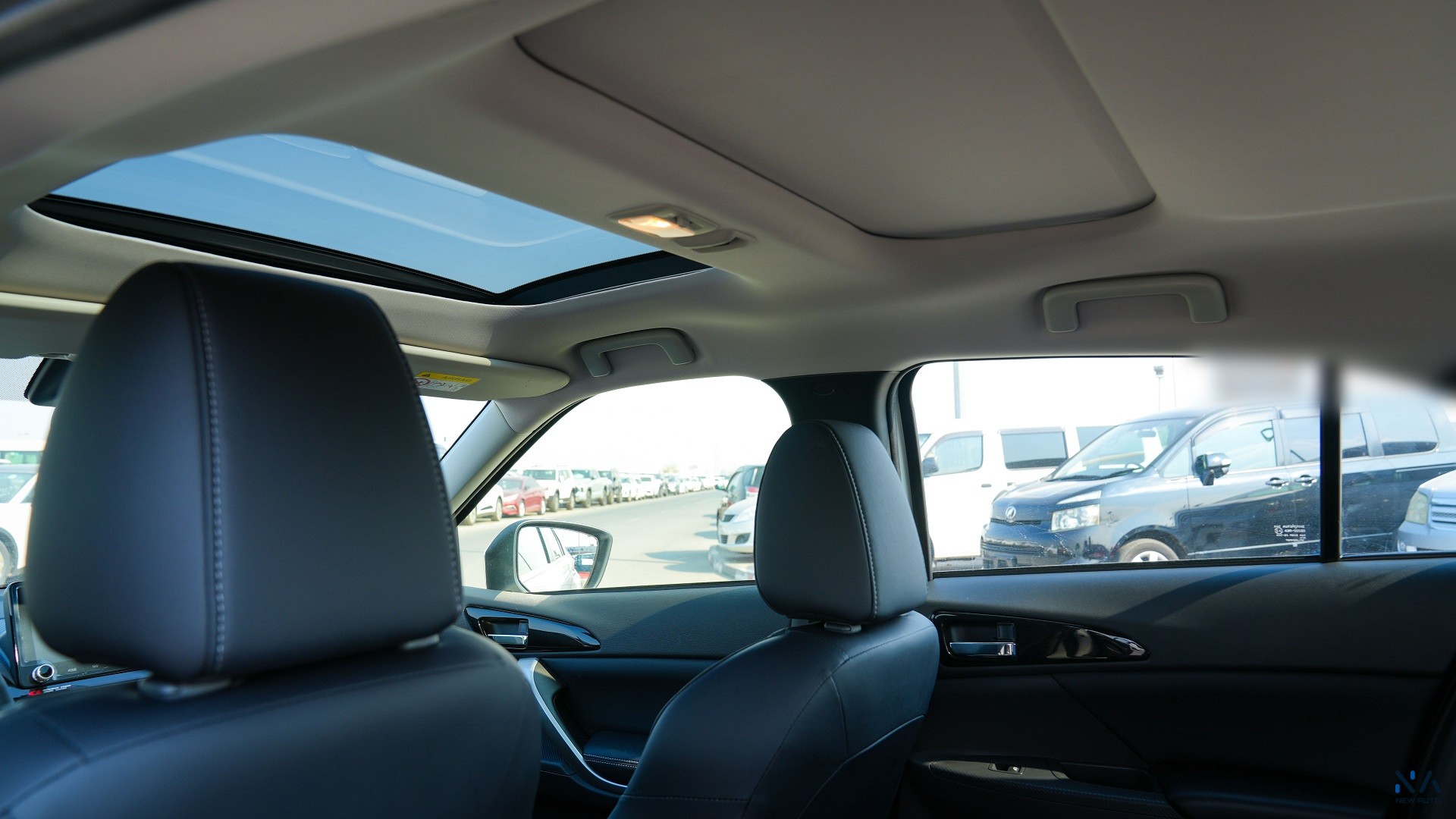 Mitsubishi Eclipse Cross (H43) – Solid White – Black 2026