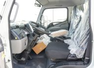 Mitsubishi Fuso Canter (Z87) – White – Black 2026