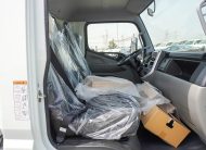 Mitsubishi Fuso Canter (Z87) – White – Black 2026