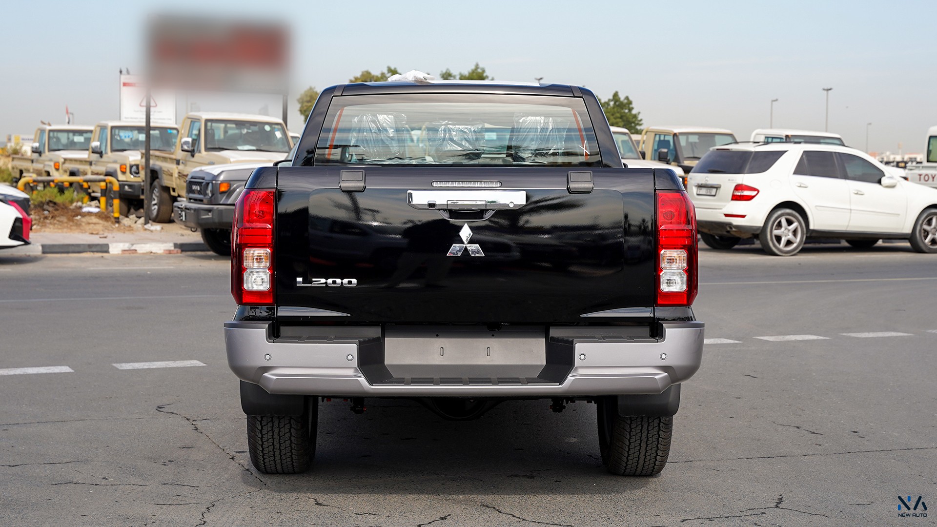 Mitsubishi L200 (C80)  Black – Black 2026