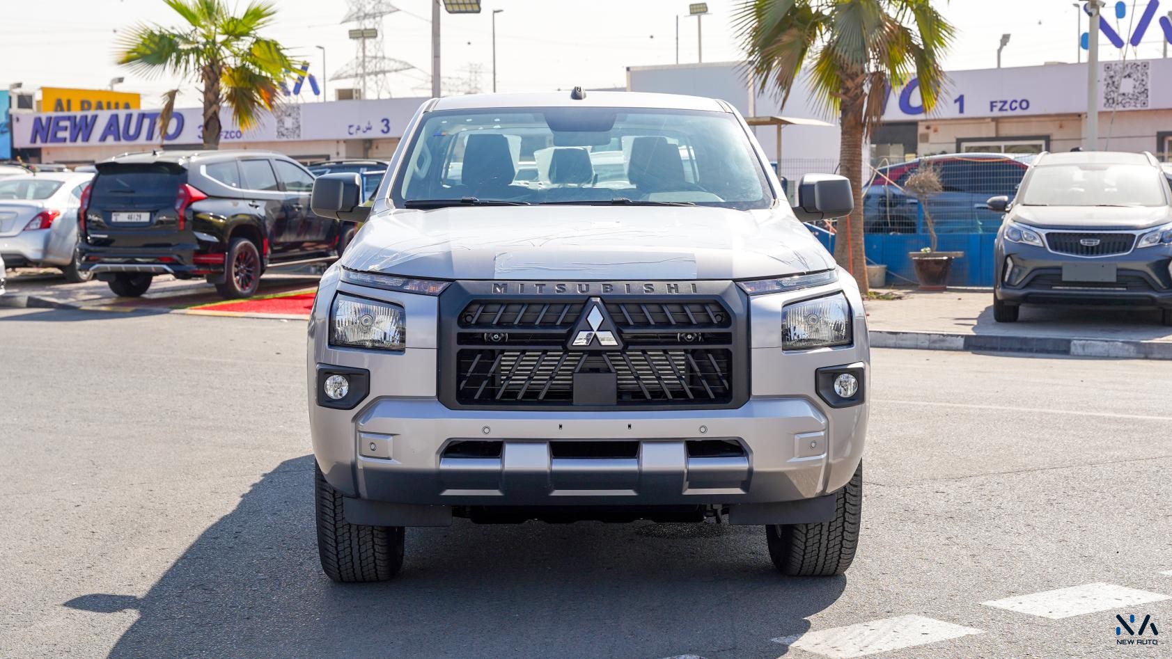 Mitsubishi L200 (C80) – Silver – Black 2026