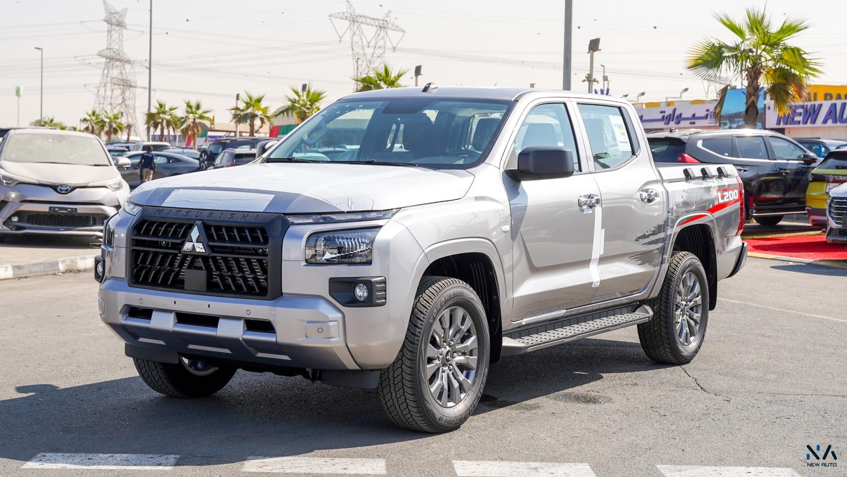 Mitsubishi L200 (C80) – Silver – Black 2026