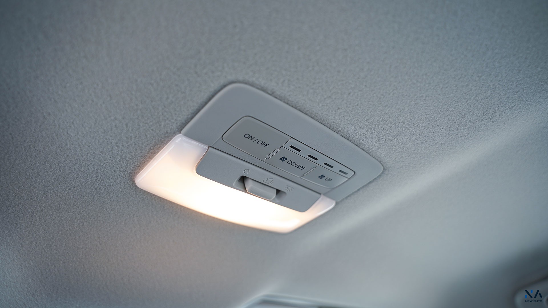 Mitsubishi L200  (C78) White – Black 2026