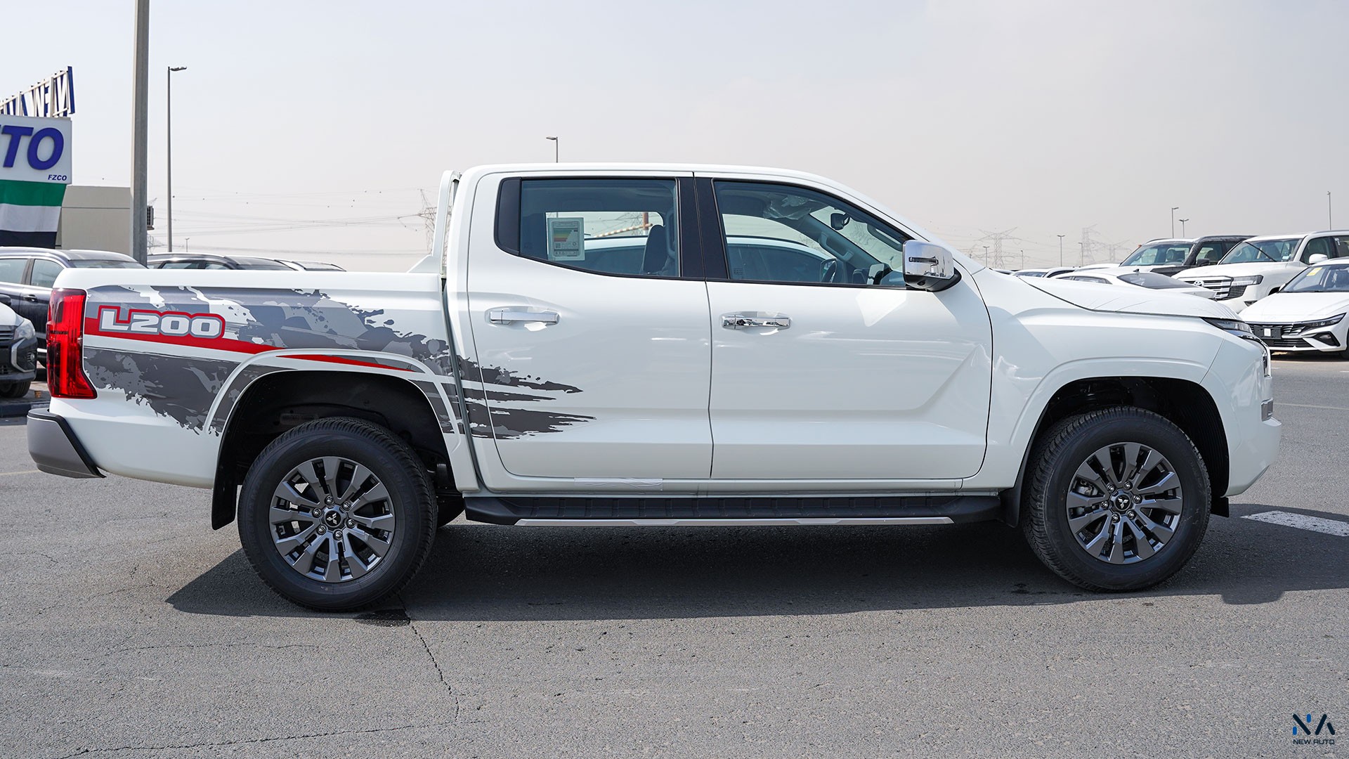 Mitsubishi L200  (C78) White – Black 2026