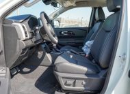 Mitsubishi L200 (C82) – White – Black 2026