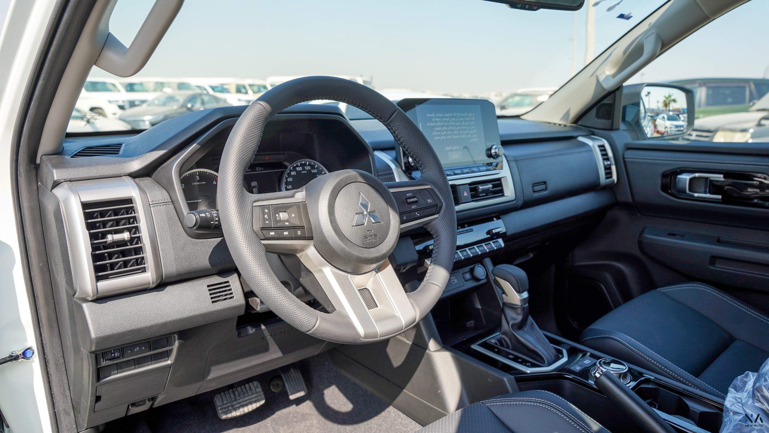 Mitsubishi L200 (C82) – White – Black 2026